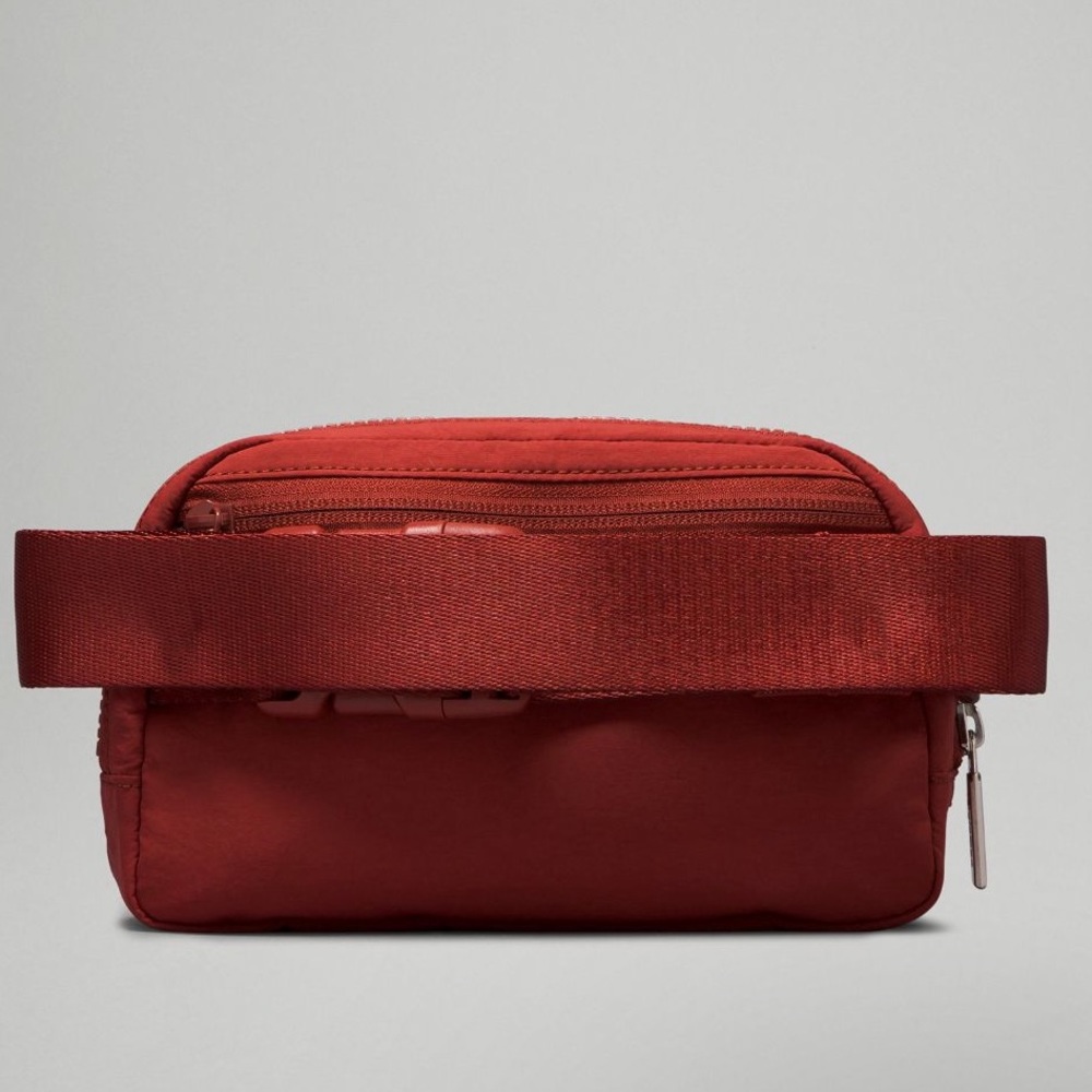394. NEW COLOR - Lululemon everywhere belt bag 1L Terra Orange - Picture 4 of 6